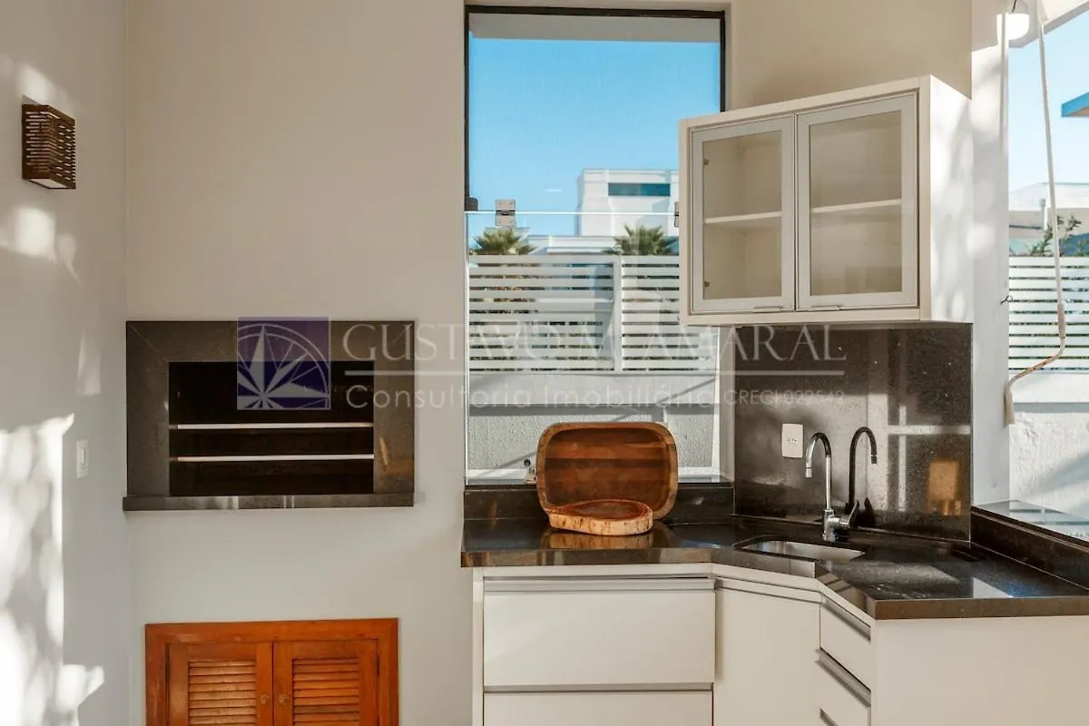 Casa Alto Padrao 6 Rooms 50 Mts From The Sea Florianópolis 巴西